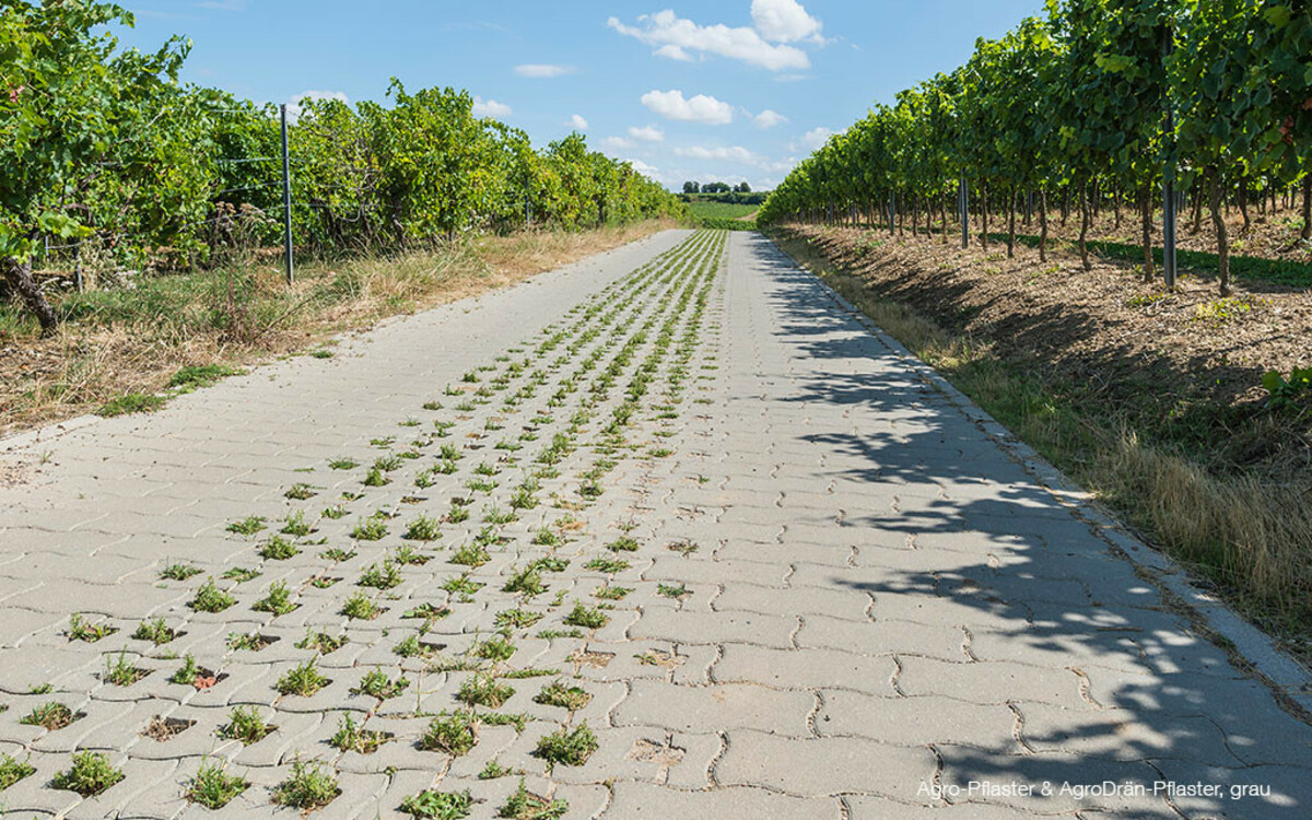 Pflaster befahrbar mit Traktor und landwirtschaftlichem Verkehr