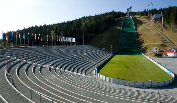 Skisprungschanze Ausblick Tribüne