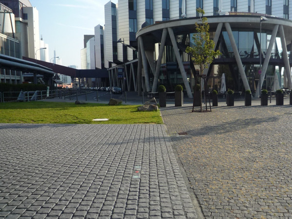 60327-frankfurt-restaurant-druckwasserwerk3.jpg (1600x1100)