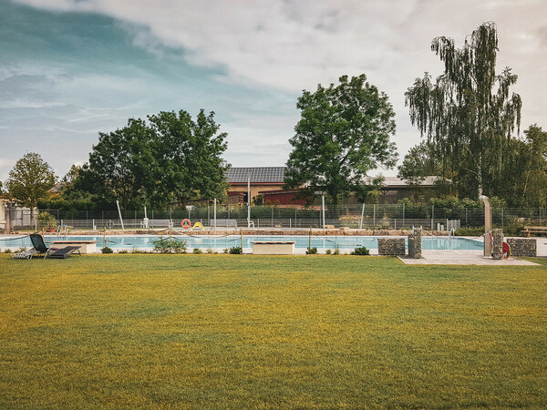 Freibad Gaubahnradweg Liegewiese