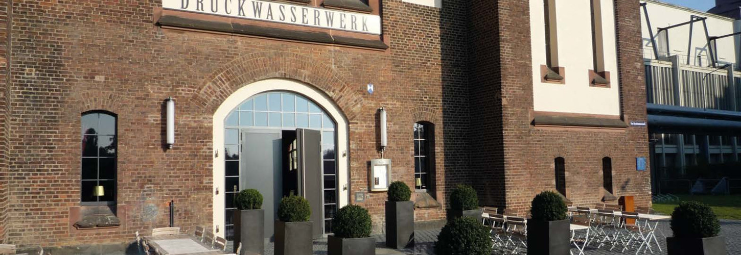 60327-frankfurt-restaurant-druckwasserwerk.jpg (1600x1100)