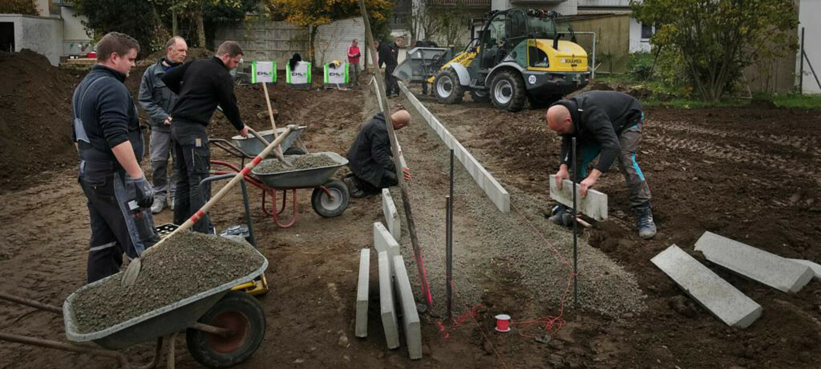 Team der YouAHRnotalone Initiative Wiederaufbau Ahrtal