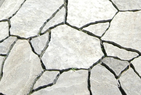 Naturbeige Steinpflaster mit unregelmäßigen Poligon-Pflaster für Gehweg oder Gartenweg